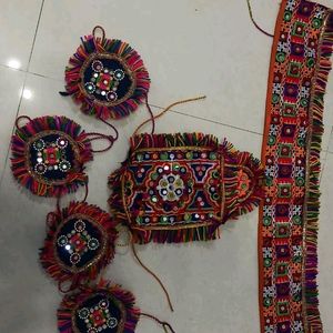 Navratri Cholly With Jewelry