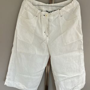 White Women’s Capri