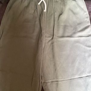 Olive Straight Trouser !!