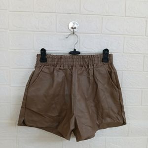 LEATHER SHORTS