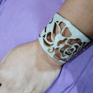 Rose Cutout Glitter Cuff Bracelet