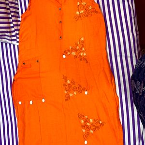 HANDWORK ORANGE SLEEVELESS KURTI