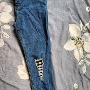 Roadster Distressed Jeans