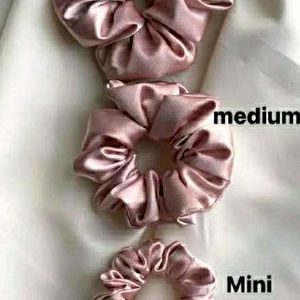 4 Silk Scrunchies