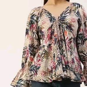 Floral Print Bell Sleeves Peplum Top.