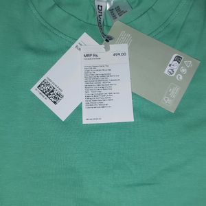 New Green T-shirt H&M