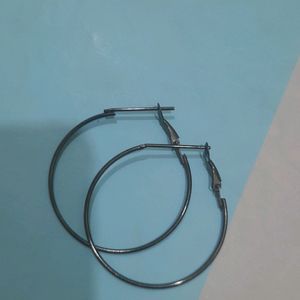 Pair Of Hook Earingss