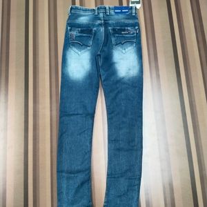 T-45 Size 28 Slim Fit Women Denim Jeans