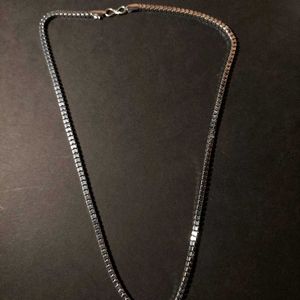 Fashionable Snake Chain