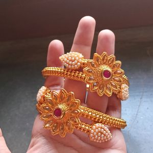 new gold plated beautiful bangles