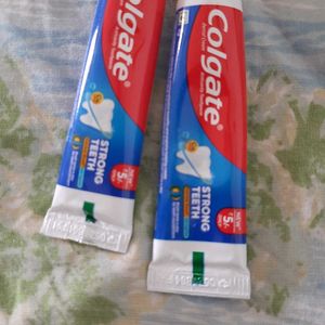 Travel kit-3white mini combs,2mini Colgate paste