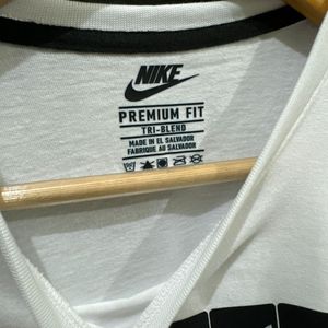 Nike Tshirt