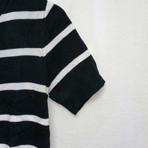 Trendy New Black And White Stripe Top For Women