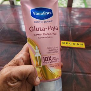 Vaseline Gluta Hya Serum-in-Lotion