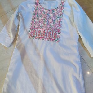 White Kurti