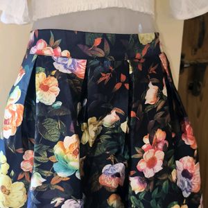 Flowers Print Long Skirt 💯💕