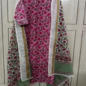 Floral Print Cotton Kurta Pant Set