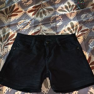 Short Black Denim Jeans