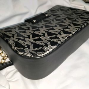 Michael And Kors Shoulder Bag