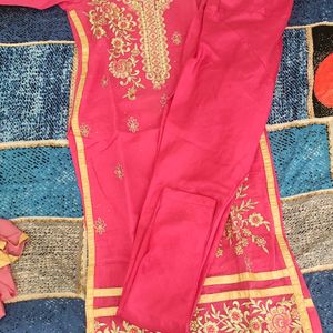 Women Kurta With Lagging