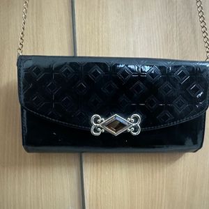 Handbag With Chain