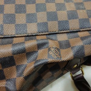 Louis Vuitton Berkeley In Damier Ebene