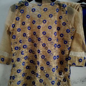 Beautiful Designer party Wear Kurta set Size issue