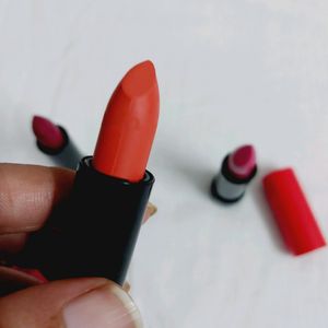 Oriflame Lipstick On Colour 💄