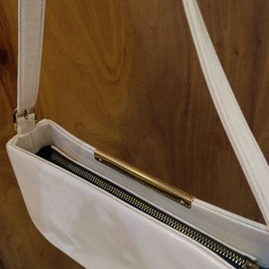 Hand Bag For The Everyday Use