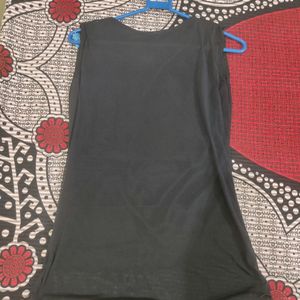 V-neck, Black Sleeveless Top With Blue Design