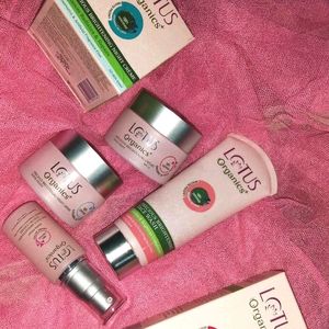 Lotus Organics Brightening Skincare Kit