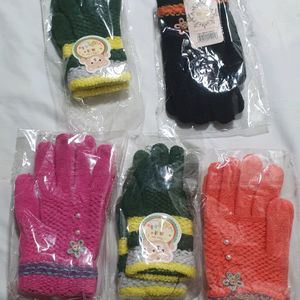 Gloves For Kids . Winter Wear . Good Quali