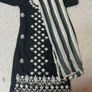 Black Georgette Kurta And Dupatta