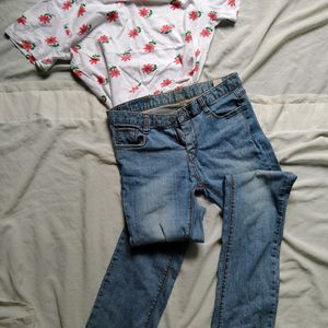 Stretchable Jeans And Daisy Tee Combo