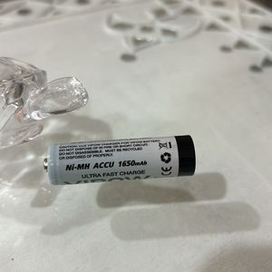 Vipow 1650 mah Rechargable Cell