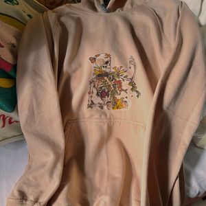 Oversized beige hoodie printed.Good quality