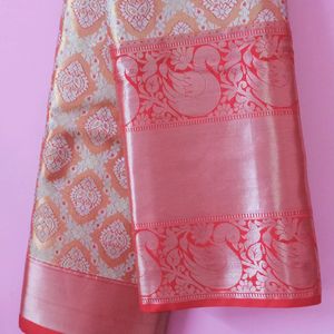 Flat Sale😍😍 Get This Pure Silk Saree @13999/