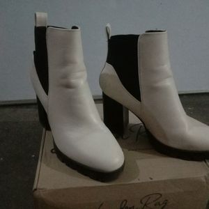 Chelsea Boots