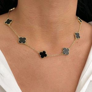 Black Clover Necklace With Bracelet