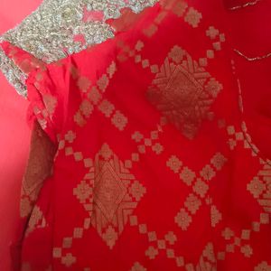 Red Colour Crepe Saree