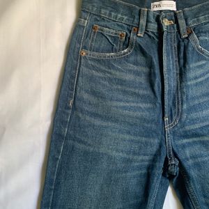 Price Drop!! ZARA vintage blue straight denim