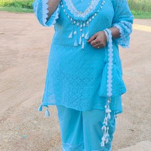 Beautiful Kurta With Pant And Potli