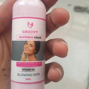 Groovy Skin Whitening Cream. 500Rupees Of 3 Pack.
