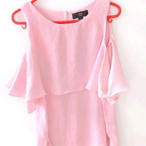 🎉SALE🎉 Pink Top With Stylish Cap like Sleeves