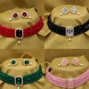 COMBO OFFER OF 4 CHOKER SETS