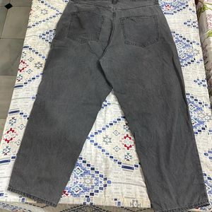 H&m Curvy Fit Loose Jeans