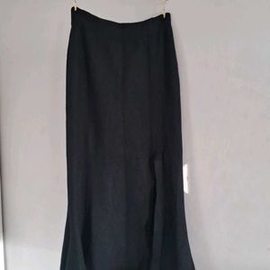 Fit And Flare Stretchable Skirt With Slit