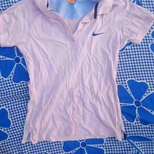 NIKE COLLAR T SHIRT 👕