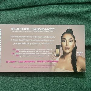 Huda Beauty Foundation Sample Card