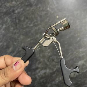 🎉Offer Accepted🎉Eye lash Curler-stainless Steel